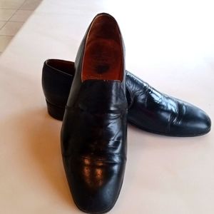 Classic men's Church's black leather slip on loafers - size 10